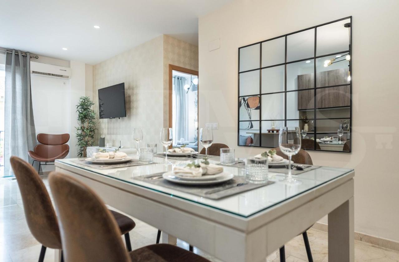 Lovely Duplex With Private Parking Near City Center By Rems มาลากา ภายนอก รูปภาพ