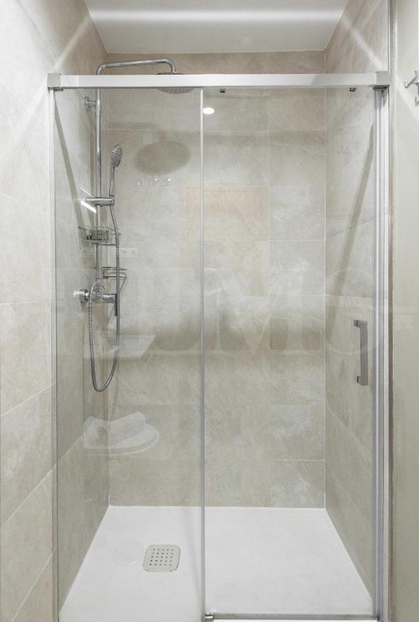 Lovely Duplex With Private Parking Near City Center By Rems มาลากา ภายนอก รูปภาพ