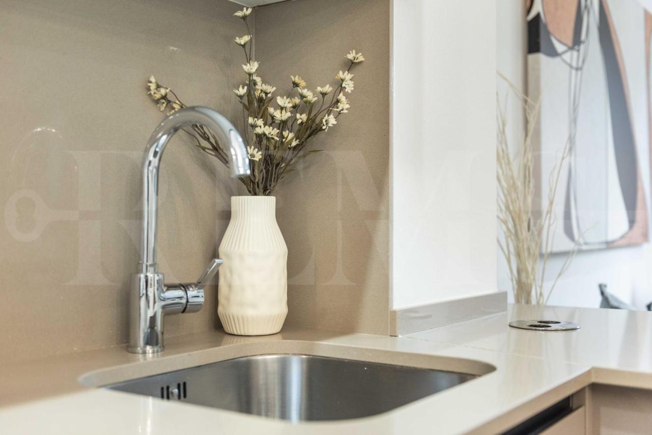 Lovely Duplex With Private Parking Near City Center By Rems มาลากา ภายนอก รูปภาพ