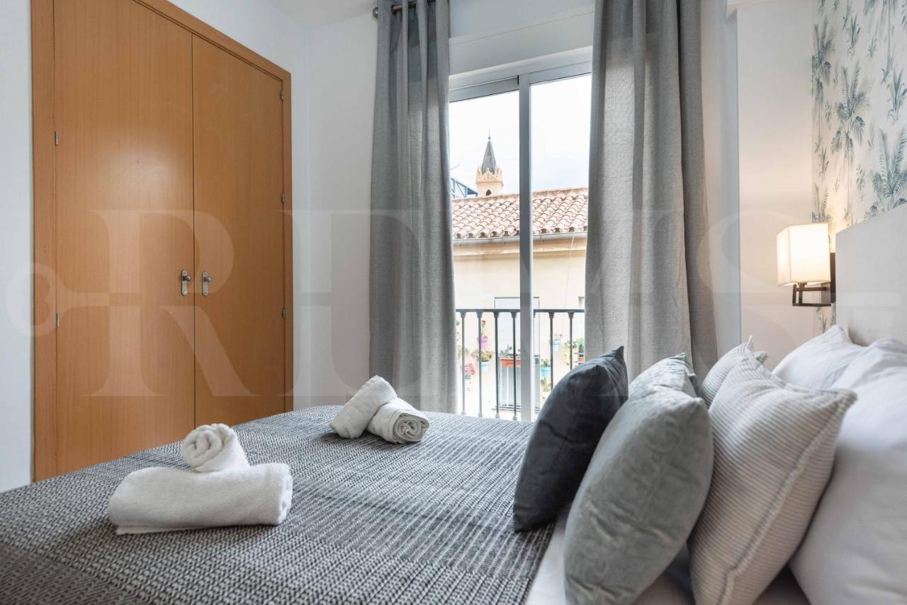 Lovely Duplex With Private Parking Near City Center By Rems มาลากา ภายนอก รูปภาพ
